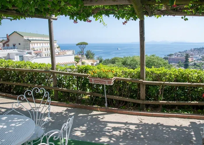 Coralba Affittacamere 4*